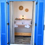 Petite Studios Batsi