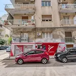 3-Bedroom Apt Near Kallimarmaro!