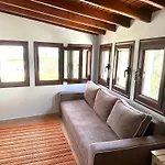 Kalotina'S Home
