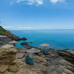 Faros View