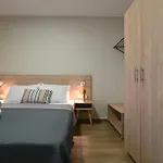 Niel Holiday Apartments, Panel Hospitality Homes & Villas