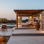 Simiu Villa With Private Swimming Pool