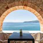 Hotel Liakoto