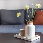Comfortable Apartment In Athens
