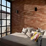 Positivespace Kalamata Heights