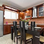 Aqua View Apartment