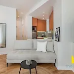 Romantic Nest With Electrical Fireplace Near Acropolis