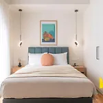 Romantic Nest With Electrical Fireplace Near Acropolis