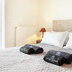Bright And Luxurious 2Br Home In Central Glyfada