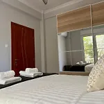 Voula Casita