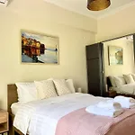Voula Casita