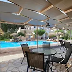 Apartments Avra