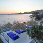 Vetus Portum Suites Tinos