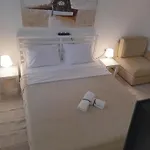 Vestige Basement Apartment Athens