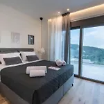 Meliana Parga Homes