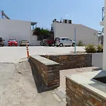 Summerandros Pefkakia