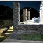 Theasis Sifnos Apartments