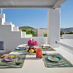 Naousa Center - Cycladic House On 3 Levels