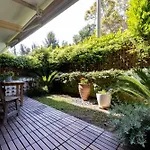 The Garden House At Alimos
