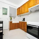Cool Apartment - At016