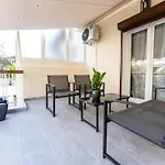 Cool Apartment - At016