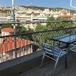 City Star - Penthouse Next To Atatuerk House And With View To Castles