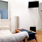 Athens Pangrati Cute Apt, 15 Mins From Metro