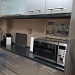 Cosy Apartment On Dragon Street