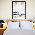 Ml House 102