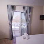 Acropolis Hotel