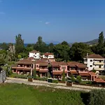 Melograno Apartments And Studios