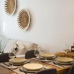 Lux Nomad Mgmt - Boem Super Central 2-Bedroom Flat