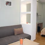 Elite House 1