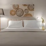Agias Sofias 28
