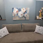 Chic Living 1