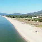 Atlantida Beach Apartment
