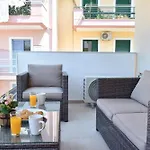 S & E Apartments