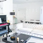 Sonata Deluxe Apt With 3 Bedrooms
