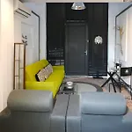 Central Two-Floor Maisonette With Private Entrance