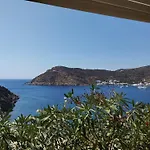 Sunset Coast House - Wood