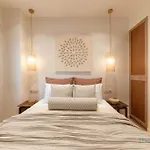 Acropolis Zen Oasis - Romantic Retreat In Koukaki