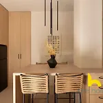 Luxurious Zen Retreat With Balcony And 300Mbps Wifi