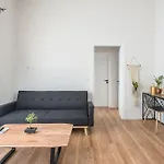 Zen- Space, Pangrati