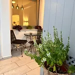 Avenoir Luxury Cave 2 Bedroom