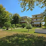 Atlantida Beach Apartment