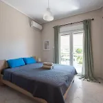 Iris Apartment By The Sea