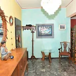Stellas House