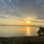 Cozy And Traditional House With A Great View