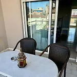 Cozy Sunny Studio Apartment
