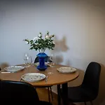 Blue You Apartment - Downtown